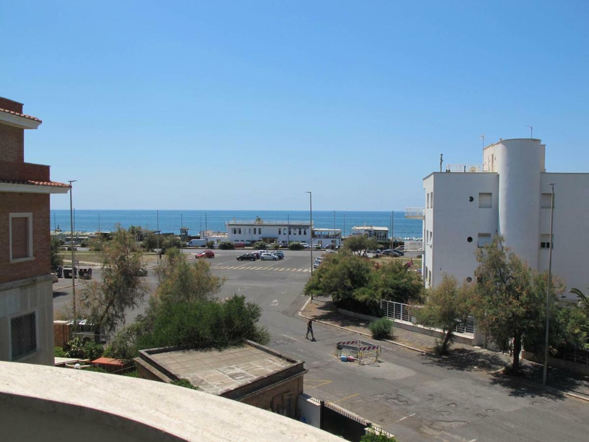 Brezza Di Mare Appartement Ostia Buitenkant foto