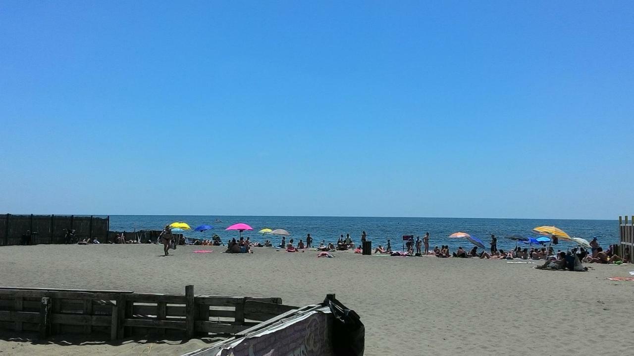 Brezza Di Mare Appartement Ostia Buitenkant foto