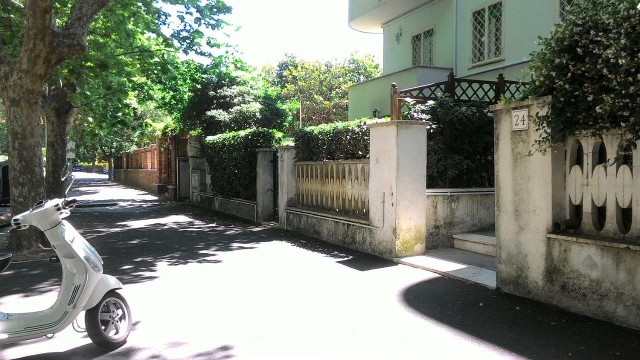 Brezza Di Mare Appartement Ostia Buitenkant foto